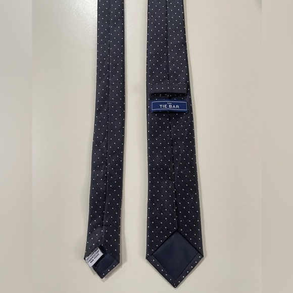 The Tie Bar Mens Skinny 2.5 x 58 in Black Micro Dot Silk  & Linen Tie, EUC - Picture 7 of 9